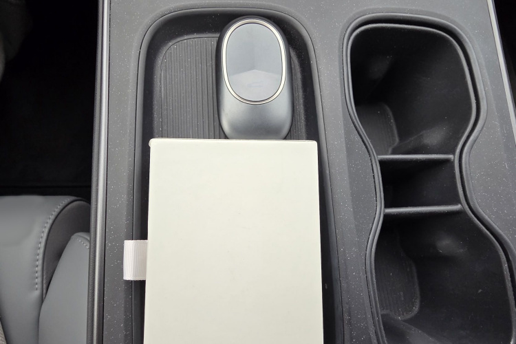 蔚来ET5 2024款 75kWh中控内饰7001