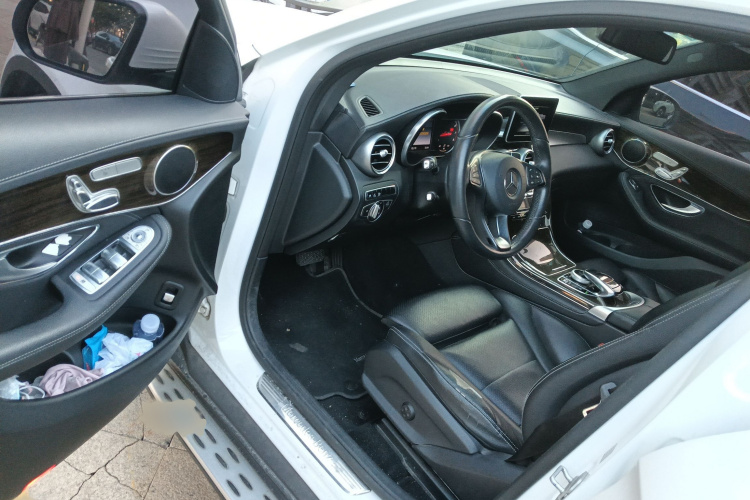 奔驰GLC 2016款 GLC 260 4MATIC 豪华型中控内饰7003