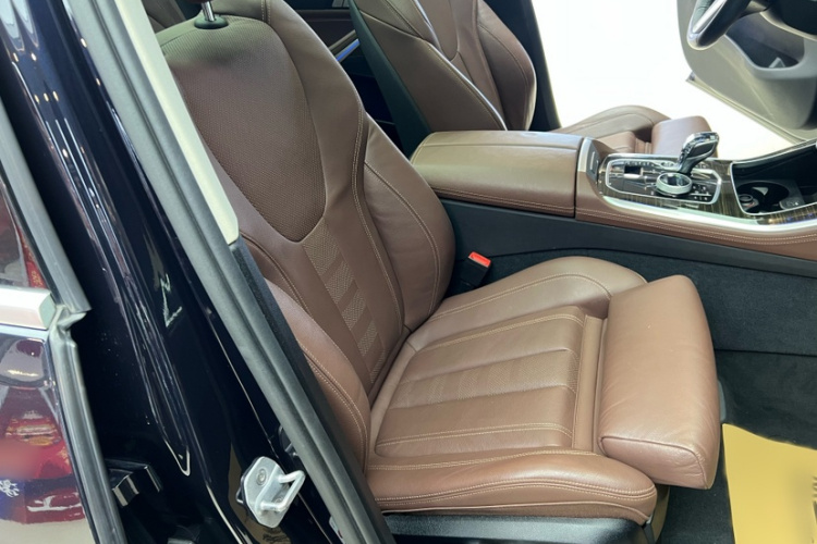 宝马X5(进口) 2019款 xDrive40i M运动套装中控内饰7009