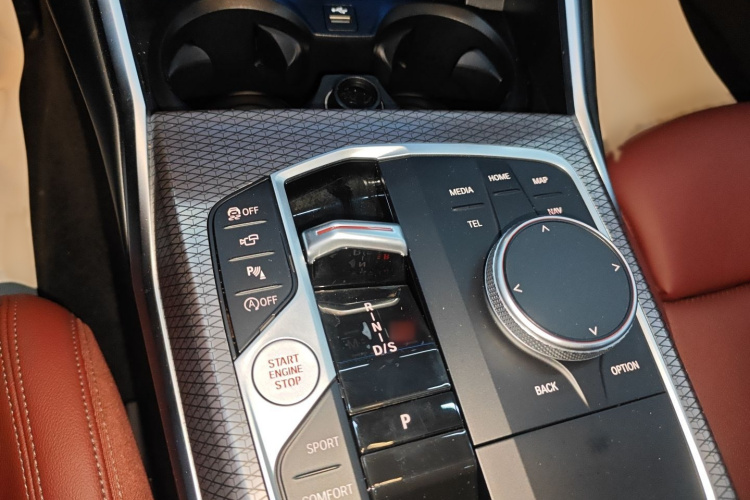 宝马3系 2025款 330Li M运动曜夜套装局部细节18