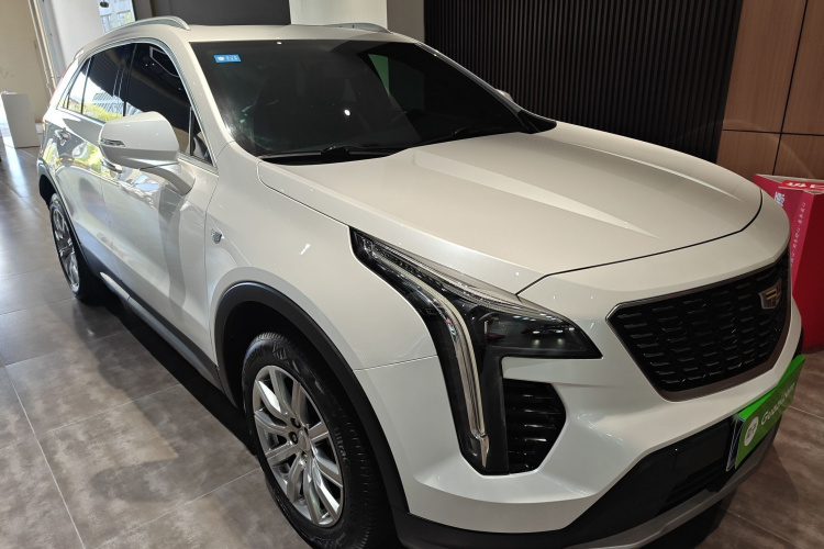 凯迪拉克XT4 2018款 28T 两驱领先型车身外观6002