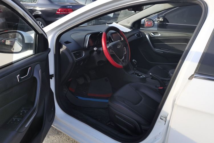 奇瑞 艾瑞泽5 2016款 1.5L CVT领锐版中控内饰20