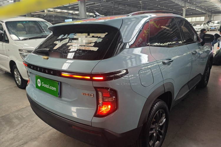 宝骏RS-3 2020款 1.5L CVT  24小时在线豪华型车身外观6005