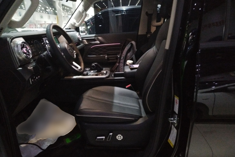 坦克300 2024款 2.0T 征服者中控内饰19