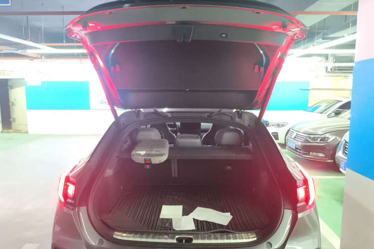 极氪001 2024款 WE版 100kWh 后驱局部细节23