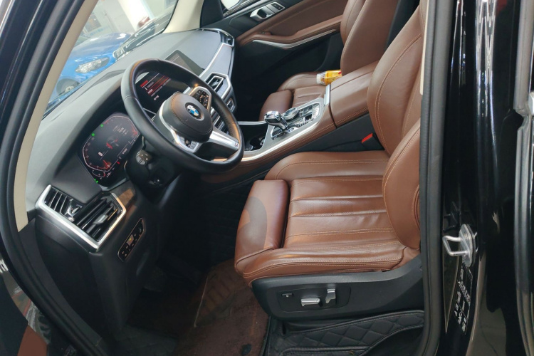 宝马X5(进口) 2019款 xDrive40i M运动套装中控内饰19