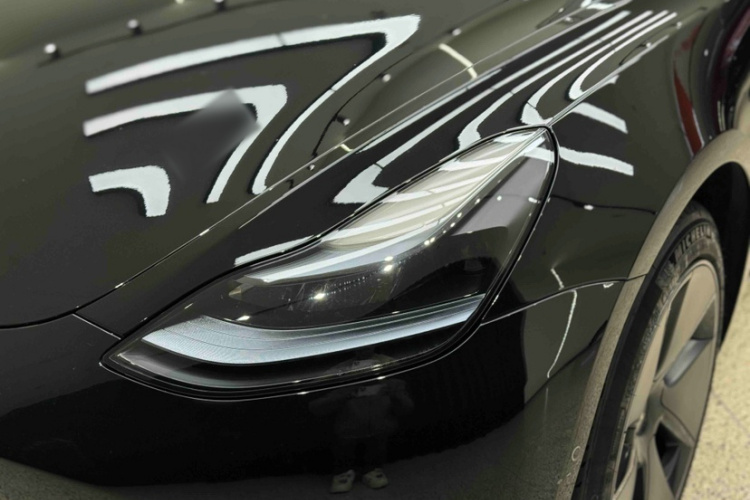 特斯拉 Model 3 2022款 后轮驱动版局部细节9002