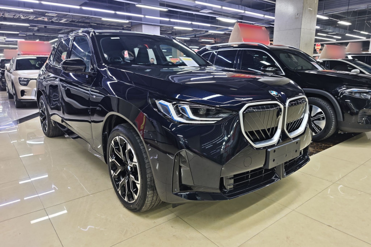 宝马X3 2025款 xDrive30L 尊享型 M运动曜夜套装车身外观6001