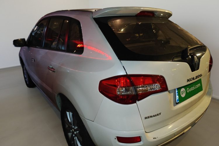 雷诺 科雷傲(进口) 2015款 2.0L 两驱标准版车身外观5