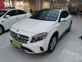 奔驰GLA 2019款 GLA 200 动感型