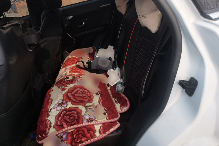 陆风X7 2015款 2.0T 全景旗舰版中控内饰21