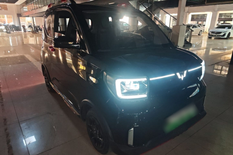五菱汽车 宏光MINIEV 2022款 GAMEBOY 200km 玩咖款 磷酸铁锂车身外观3