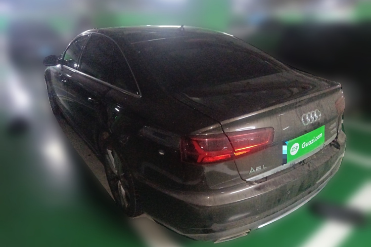 奥迪A6L 2018款 30周年年型 TFSI 进取型车身外观5