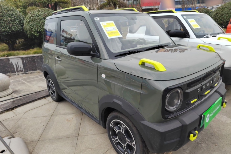 吉利银河 2025款 210km 熊猫骑士车身外观3