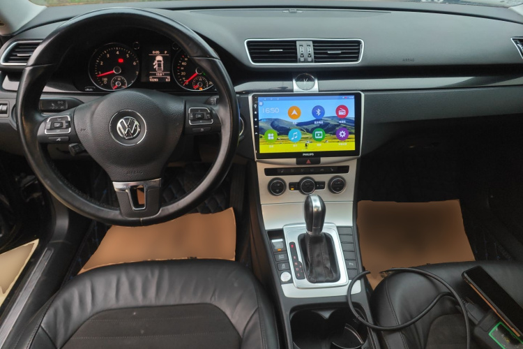 大众 迈腾 2015款 改款 2.0TSI 豪华型中控内饰12
