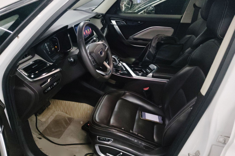 吉利汽车 嘉际 2019款 1.5TD MHEV DCT臻享型中控内饰19