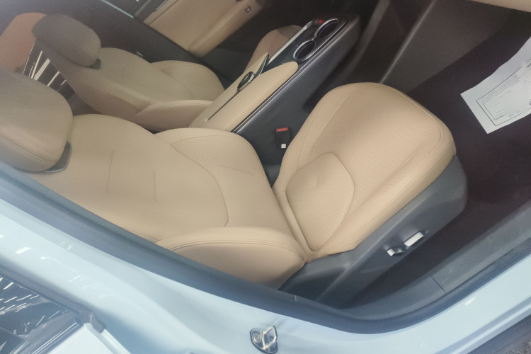 ARCFOX极狐 极狐 阿尔法T5(ARCFOX αT5) 2024款 660 MAX局部细节41