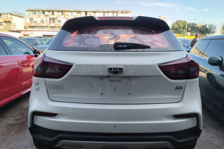 吉利汽车 远景X3 2019款 升级版 1.5L CVT尊贵型车身外观6