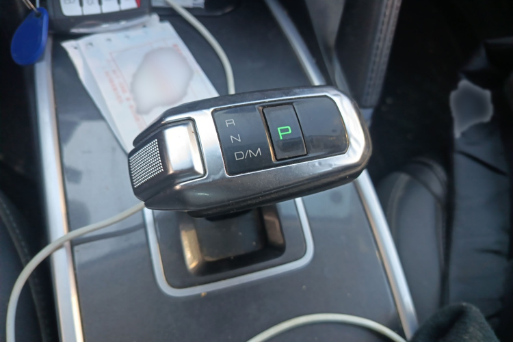 哈弗H6 2021款 运动版 1.5T 自动精英智联型 六边形格栅局部细节18