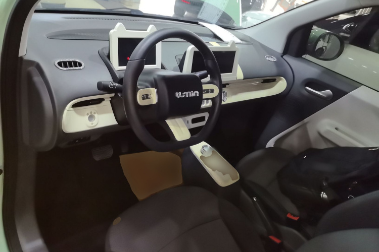 长安启源 长安Lumin 2022款 210km 香甜款中控内饰12