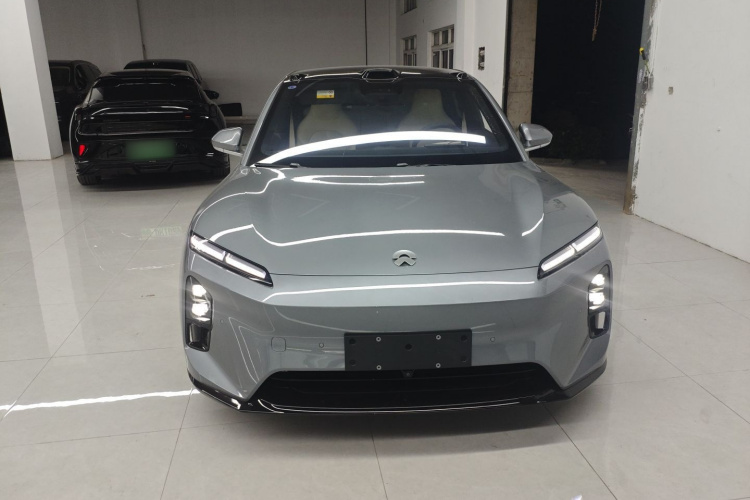 蔚来ET5 2025款 75kWh车身外观2