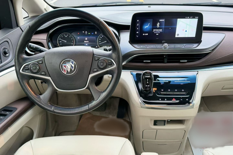 别克GL8 2021款 陆上公务舱 652T 尊贵型中控内饰7003
