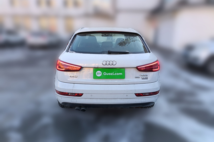 奥迪Q3 2016款 35 TFSI quattro 全时四驱风尚型车身外观6