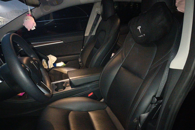 特斯拉 Model 3 2021款 标准续航后驱升级版局部细节19