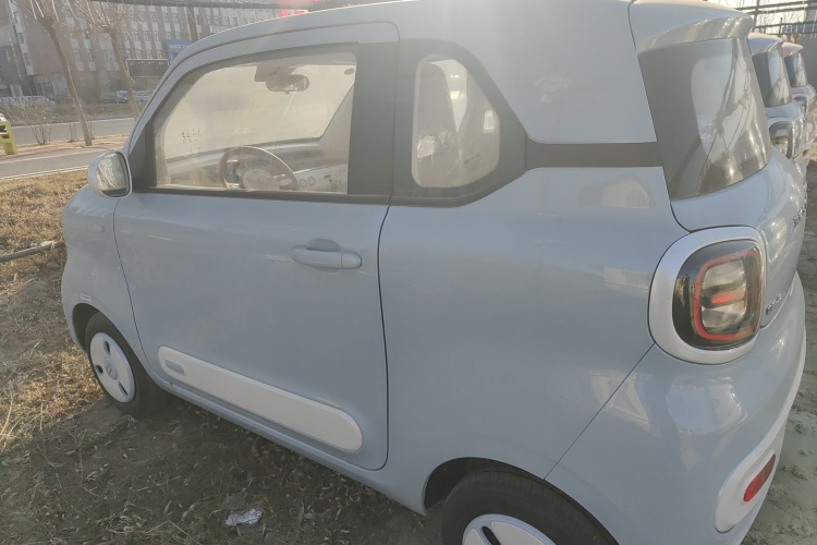 奔腾小马 2026款 222km 萌趣马 Plus车身外观4