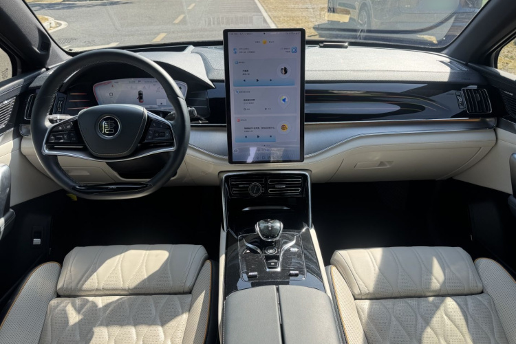 比亚迪 唐新能源 2022款 EV 635KM 四驱旗舰型中控内饰7002
