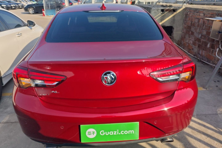 别克 君威 2017款 28T 尊享型车身外观6