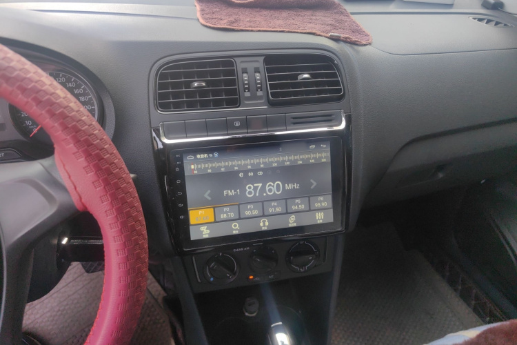 大众 Polo 2016款 1.4L 自动风尚型局部细节16