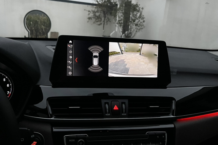 宝马X1 2022款 sDrive25Li 领先型中控内饰7011