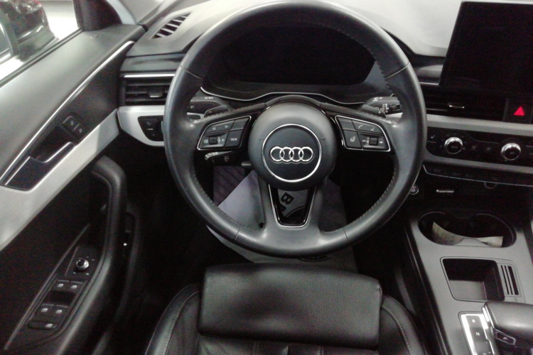 奥迪A4L 2020款 40 TFSI 豪华动感型局部细节13