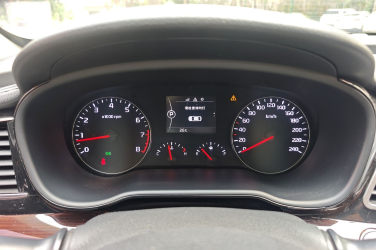 起亚K4 2014款 1.8L 自动GLS局部细节14