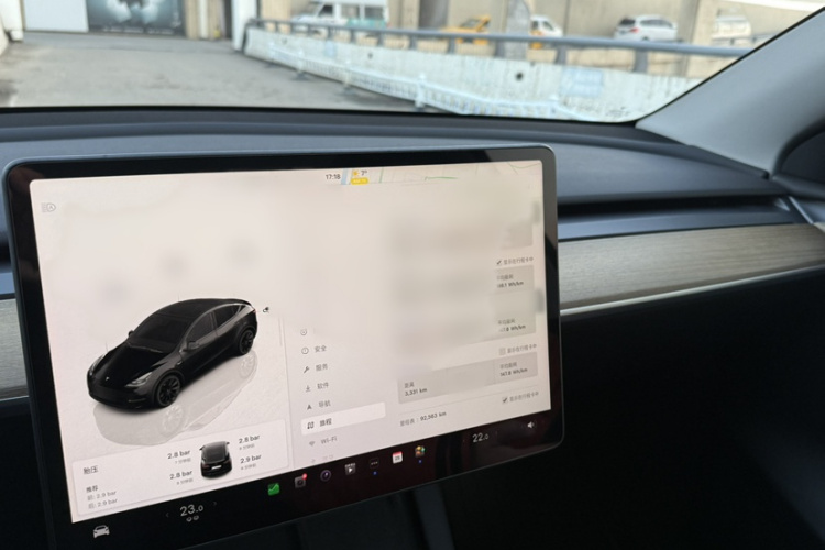 特斯拉 Model Y 2022款 改款 后轮驱动版局部细节16