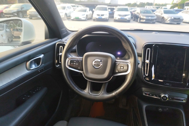 沃尔沃XC40 2023款 B3 智远豪华版局部细节13