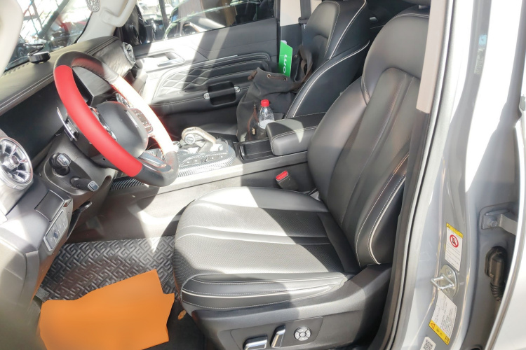 坦克300 2021款 越野版 2.0T 征服者局部细节19