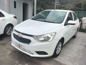 雪佛兰 2015款 赛欧3 1.5L 手动理想天窗版