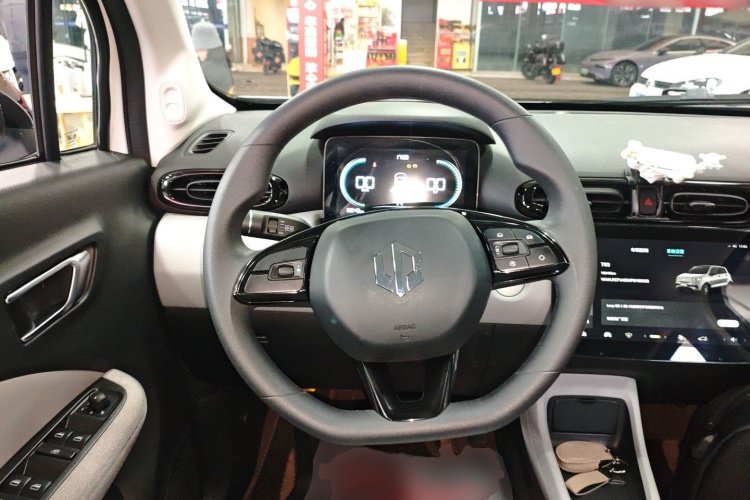 零跑汽车 零跑T03 2023款 200轻享版局部细节13