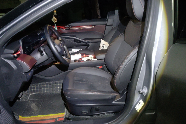 福特 蒙迪欧 2022款 改款 EcoBoost 245 至尊型中控内饰19