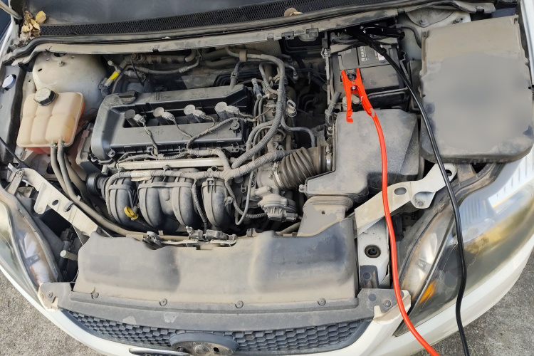 福特 福克斯 2013款 两厢经典 1.8L 自动基本型局部细节24