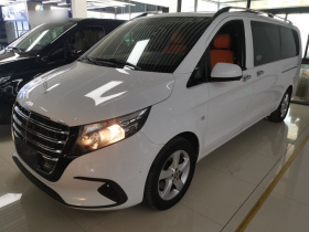 奔驰 威霆 2018款 2.0T 商务版 国VI