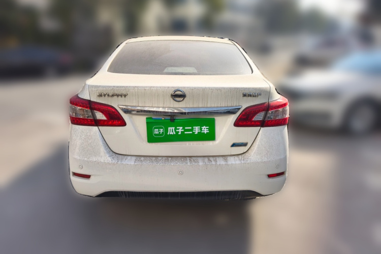 日产 轩逸 2014款 1.6XV CVT尊享版车身外观6004