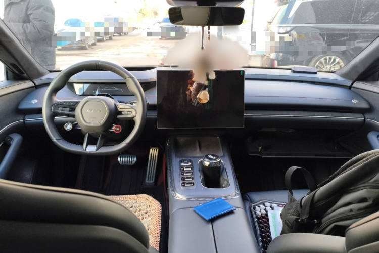 小米汽车 小米SU7 2024款 四驱Max创始版中控内饰7002