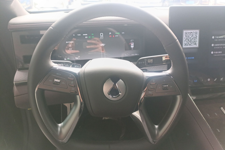 腾势Z9GT 2024款 630四驱Max版局部细节13