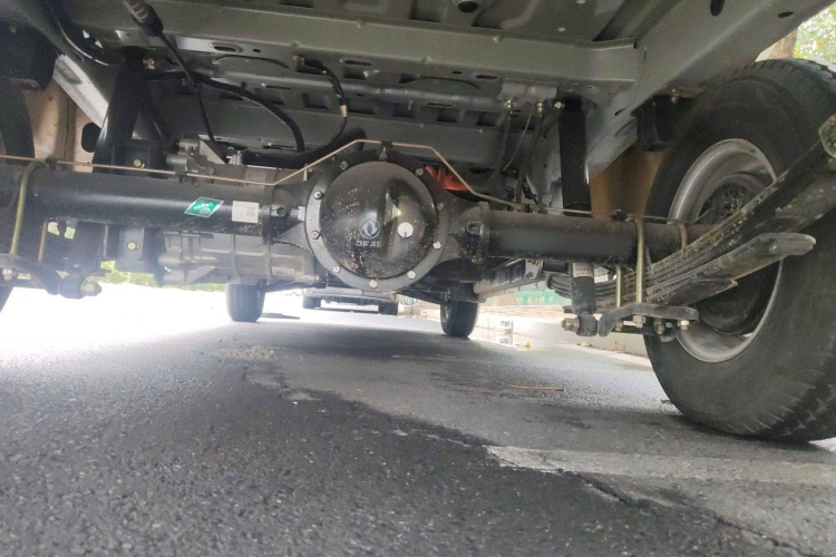 东风 御风EM27 2024款 EM27L 亿纬动力 41.86kWh局部细节9009