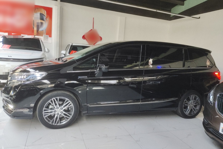 本田 艾力绅 2019款 2.0L 混动舒适版车身外观4