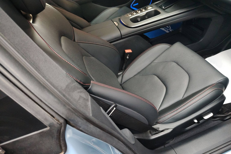 小米汽车 小米SU7 2024款 四驱超长续航高阶智驾Max版局部细节41