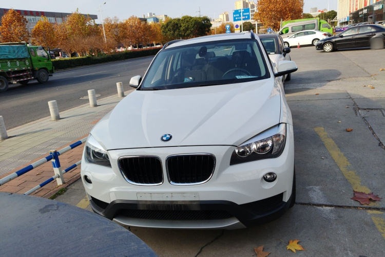 宝马X1 2013款 sDrive18i 时尚型车身外观2